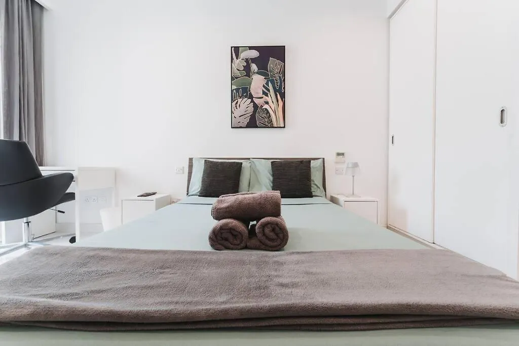 Luxury Sea View Apartment In Prime Location Saint Julian's