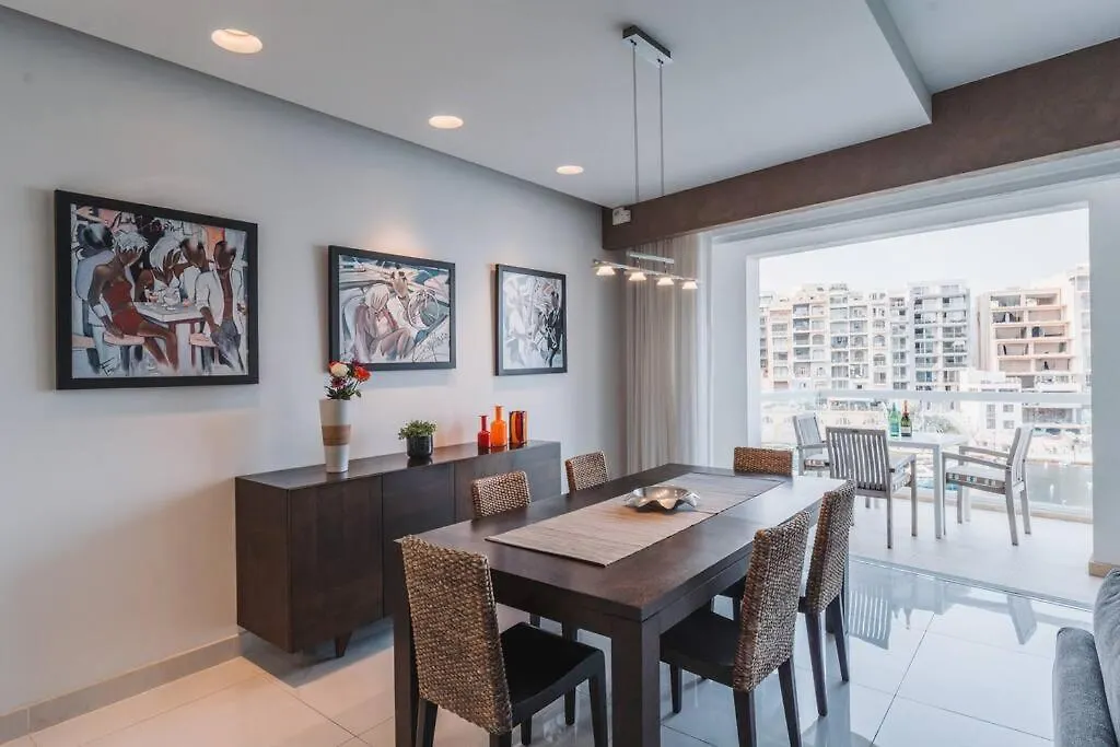 Luxury Sea View Apartment In Prime Location Saint Julian's