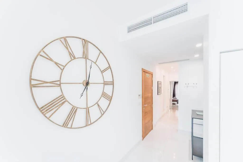Luxury Sea View Apartment In Prime Location Saint Julian's