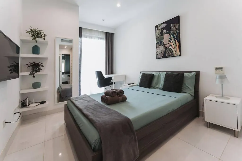 Luxury Sea View Apartment In Prime Location Saint Julian's 0*,